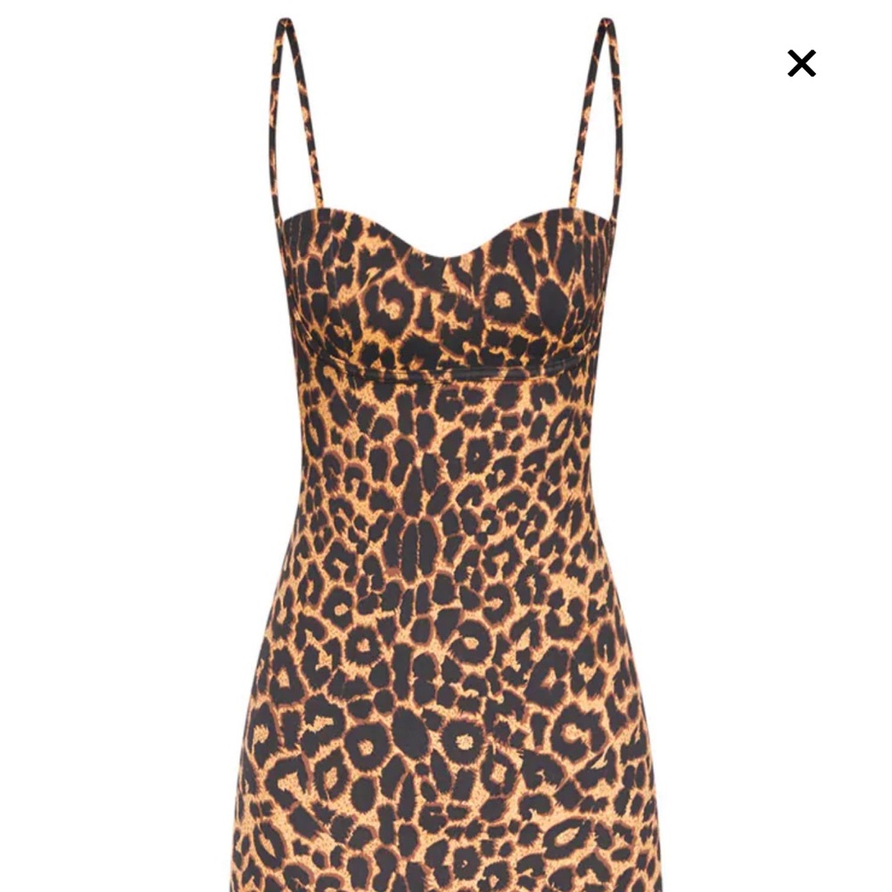PRETTYLITTLETHING Leopard Print Strappy Cup Detail Midi Dress - Picture 5 of 6